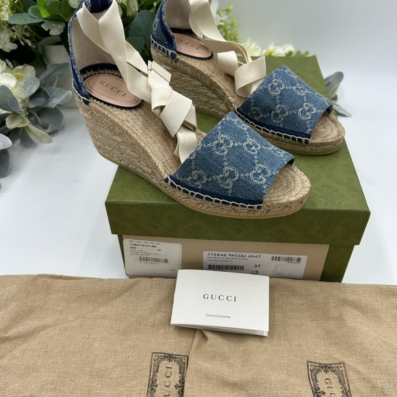 Gucci women's Blue Denim Espadrille Wedge Sandals size 37 - Picture 3 of 10